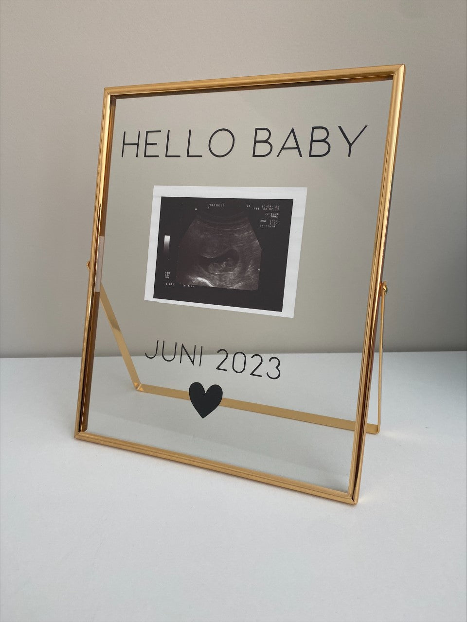 Zwangerschapsaankondiging - hello baby